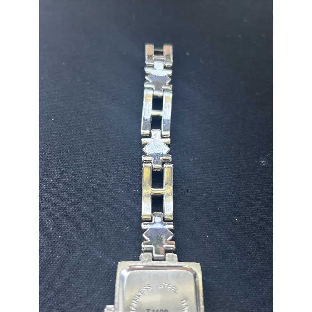 Silver Tone Women’s Quartz Watch